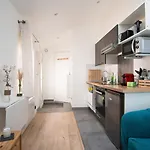 شقة Independent And Comfortable - Near The Tram